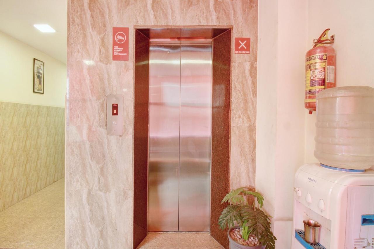 Hotel Oyo 4494 Amrita Chennai
