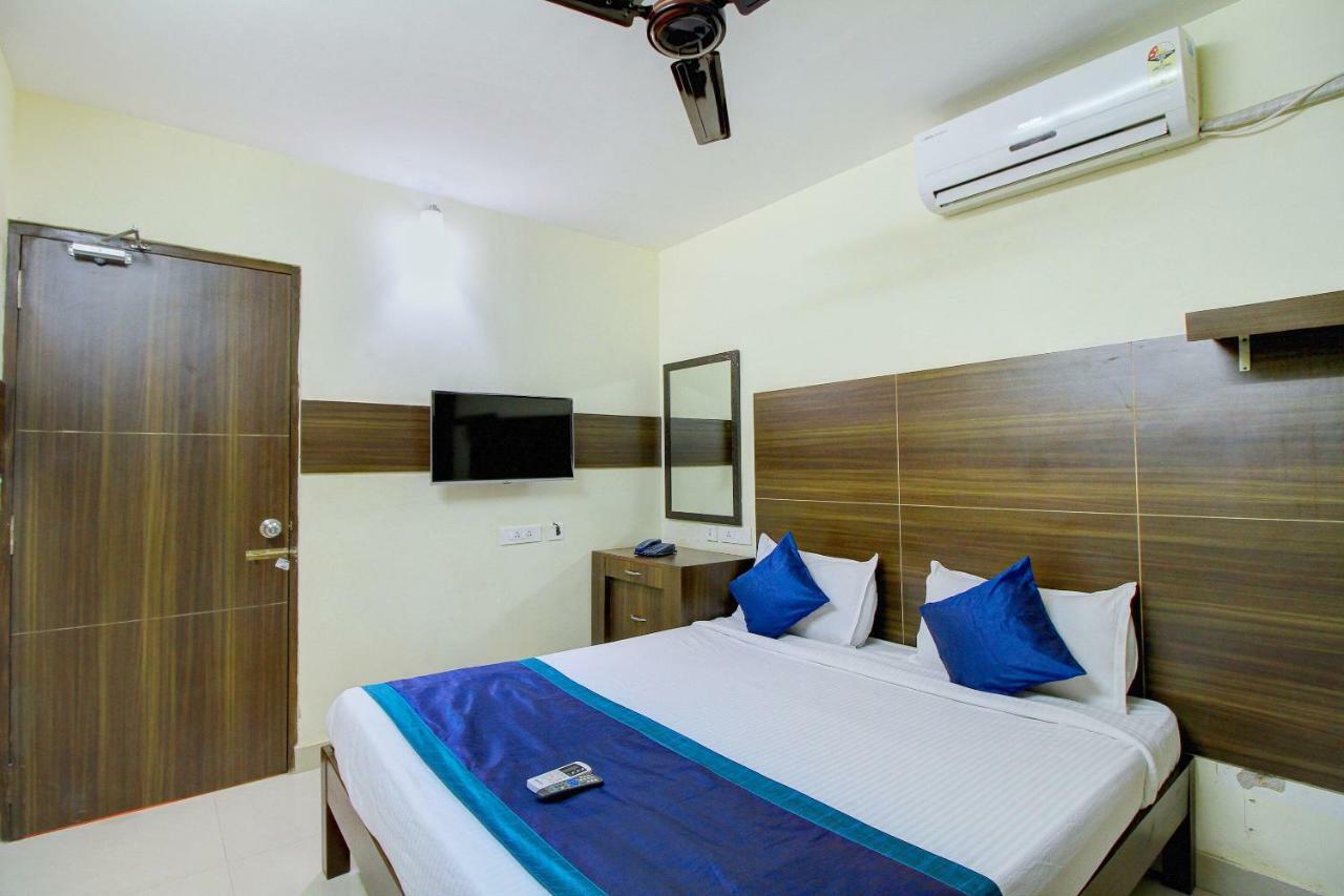 Oyo 4494 Amrita Chennai